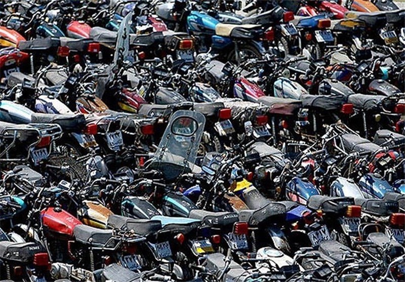 ۷۸۰ هزار موتور‌ سیکلت، مردم تهران را خفه می‌کنند