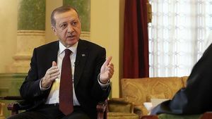 بیهوش شدن اردوغان در مراسم عید فطر