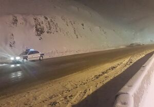 بارش برف سنگین در جاده چالوس +عکس