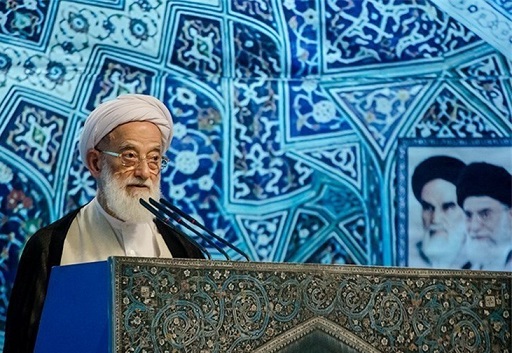 دنیای استکبار برای فرهنگ و سیاست ملت ایران برنامه‌ریزی کرده است