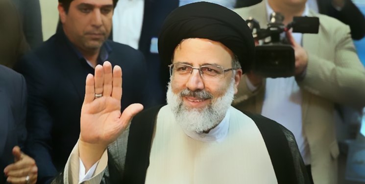 آِیت‌الله رئیسی: آمده ام تا با کمک همه مردم، دولتی مردمی برای ایرانی قوی تشکیل دهم